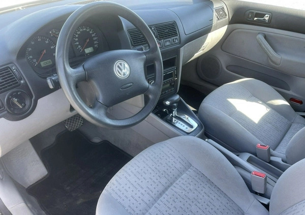 Volkswagen Golf cena 9900 przebieg: 159000, rok produkcji 2002 z Wojkowice małe 191